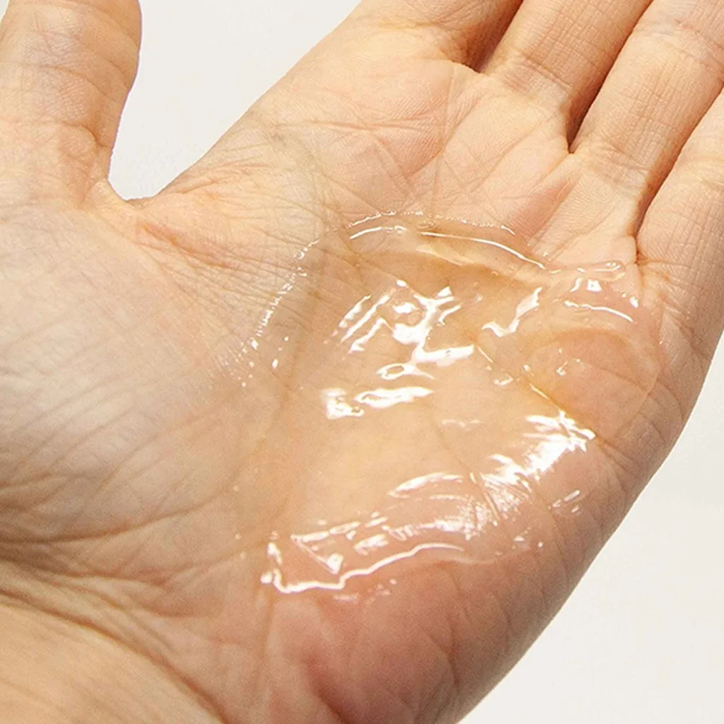 Bijoux indiscrets slow sex anal play gel op hand