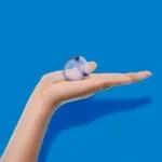 Satisfyer - Feel Good Menstruatie Cup Set Lila hand