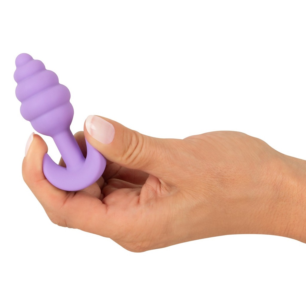 Cuties geribbelde buttplug lila in hand