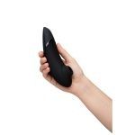 Womanizer Next 3D Pleasure zwart in hand