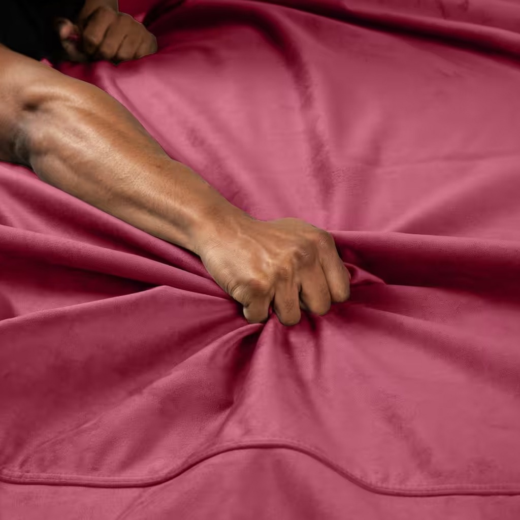 Liberator Fascinator Throw - Massage deken rood