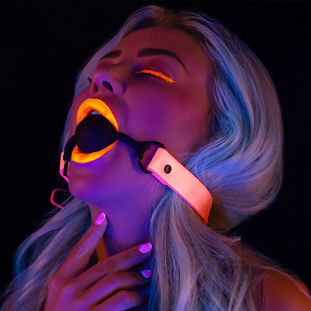 Taboom – Glow in the Dark Ball Gag Roze