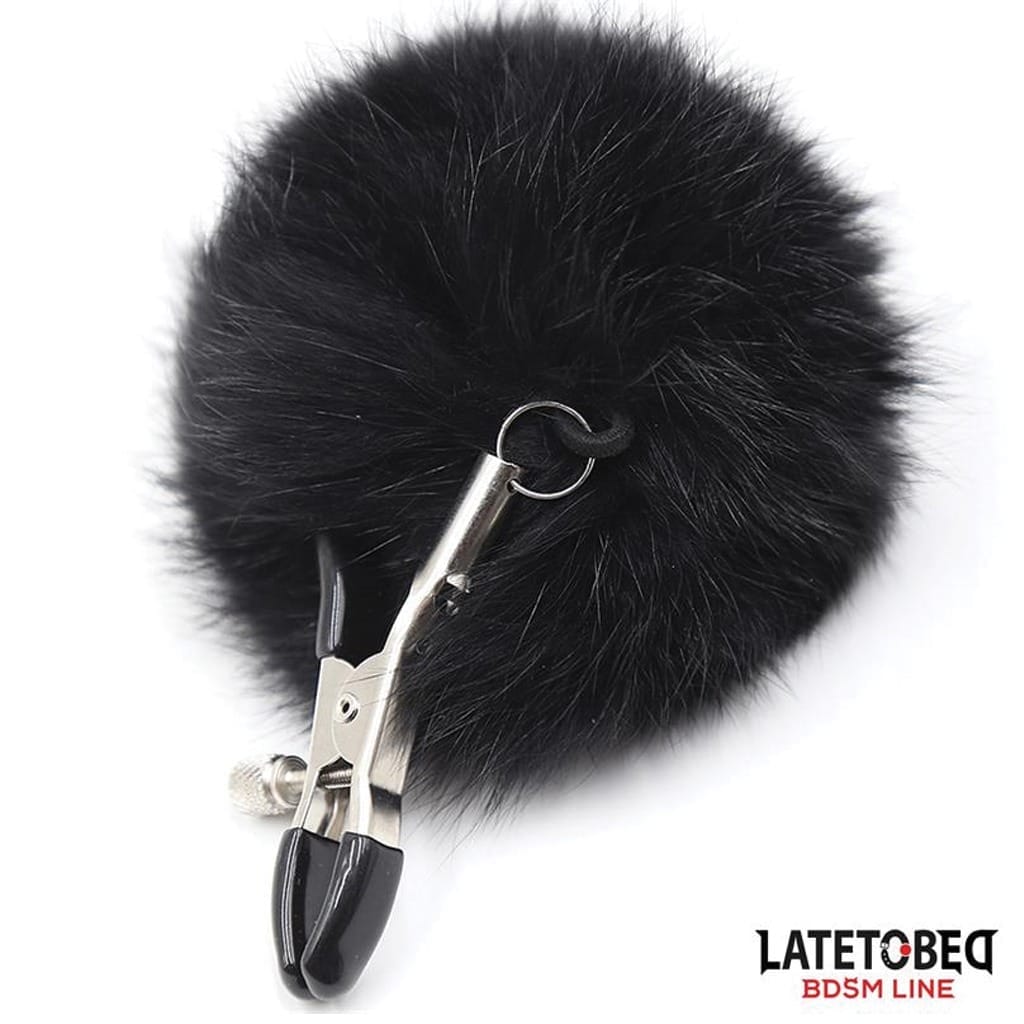 Latetobed - Puffy Tepelklemmen Zwart gebruik
