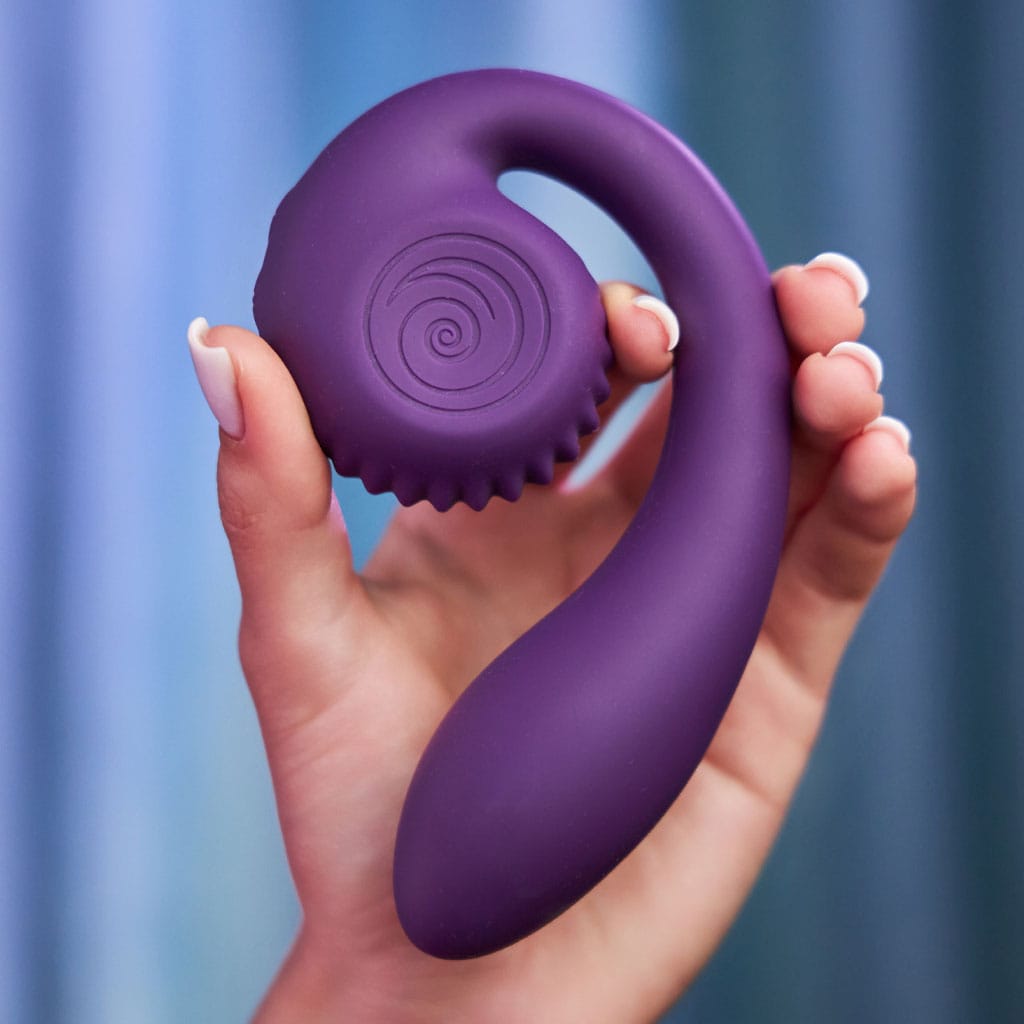 SVibe - Snail Gizi Dual G-Spot Vibrator - Paars hand
