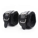 INTOYOU - Bondage Set 11 Delig handboeien