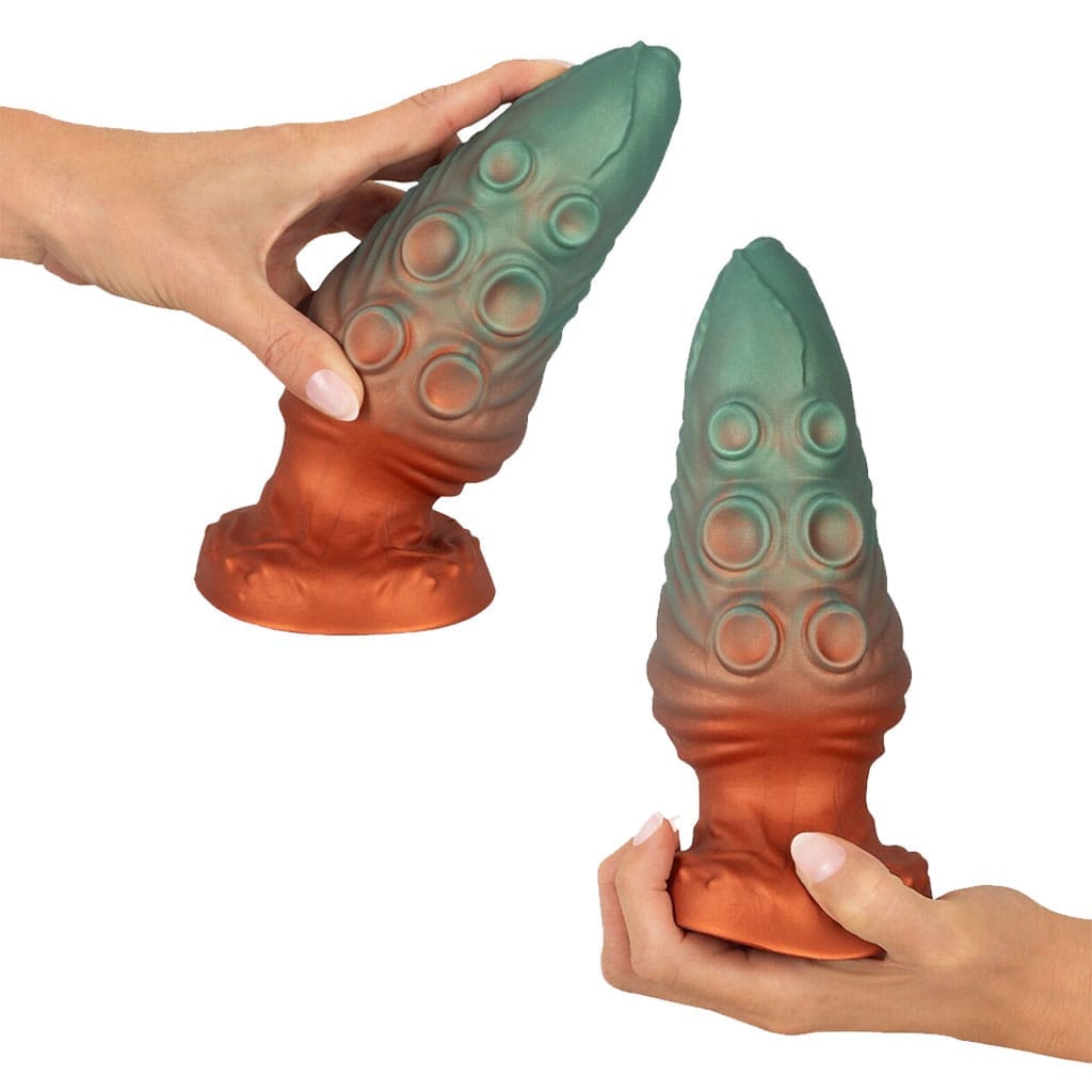 Beasty Cocks - Atlantis Anal Grote Buttplug handen