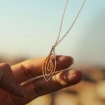 Biird - Vulva Ketting details