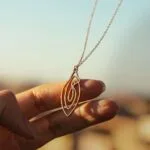 Biird - Vulva Ketting details